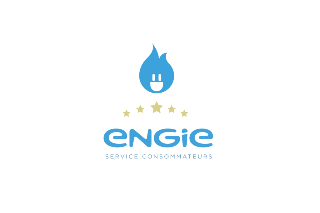 Logo du service consommateur Engie. Le logo représente un visage dont la forme représente une flamme, les yeux et la bouche forme une prise, rappelant l'électricité. 5 étoiles au dessus du logo engie rappelle l'engagement du service client.